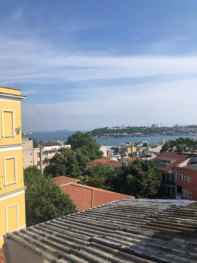 Aurora Aparthotel Стамбул